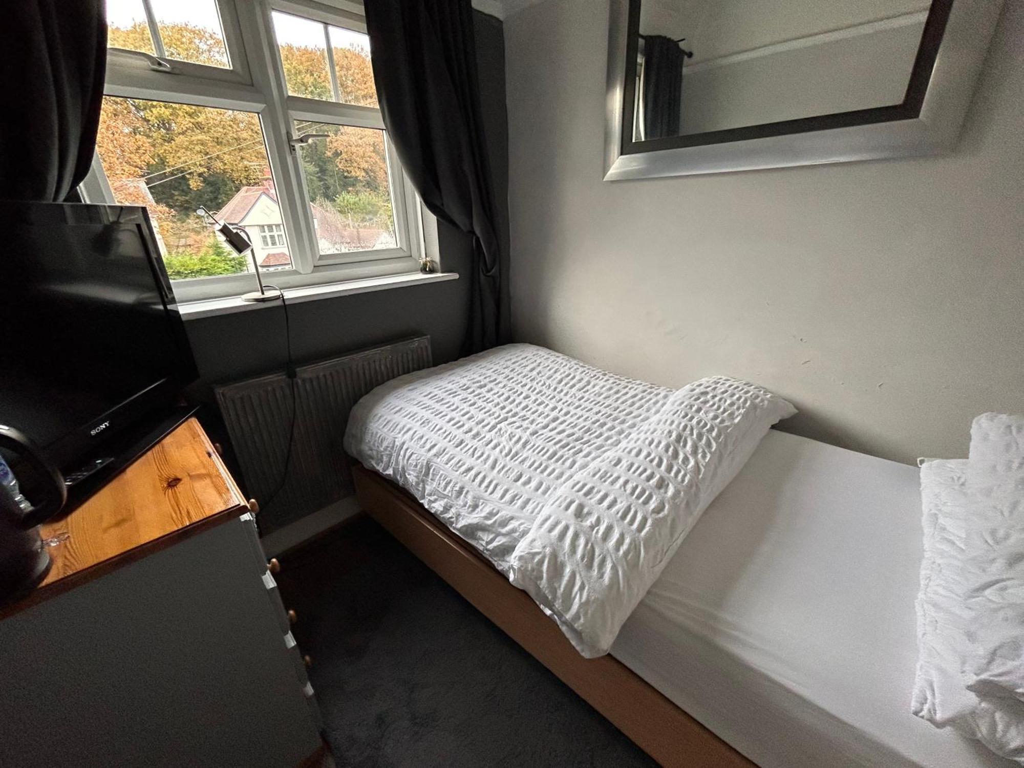 Redditch Rest Near Town Centre & Transport Links Exterior foto